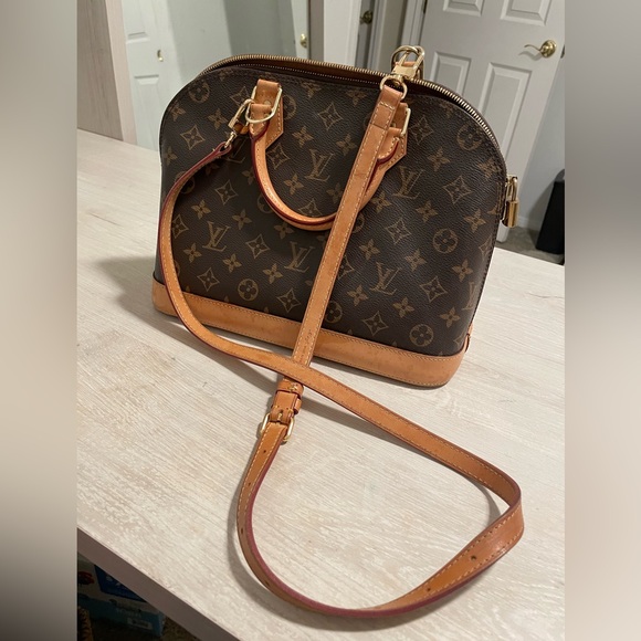 Authentic Louis Vuitton - Alma PM - Picture 2 of 9